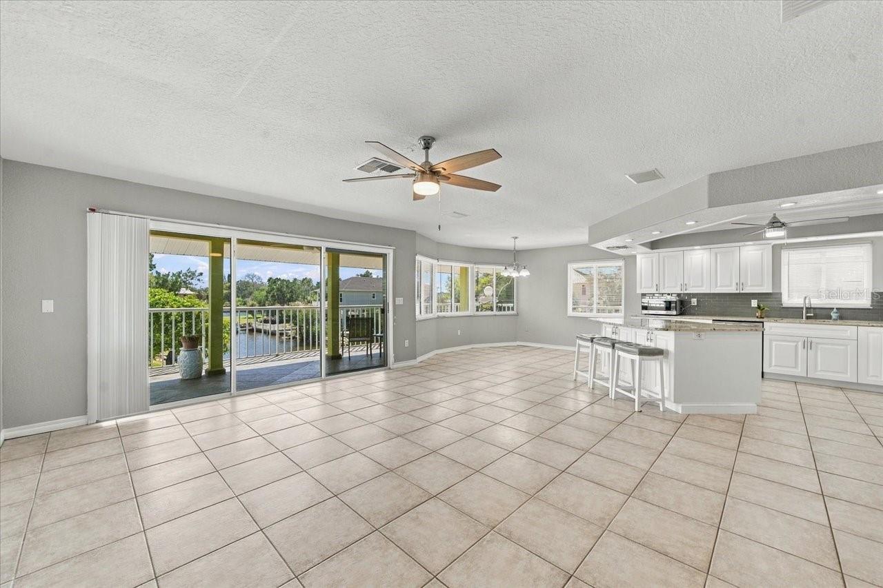 6744 SEAVIEW BLVD — photo 31