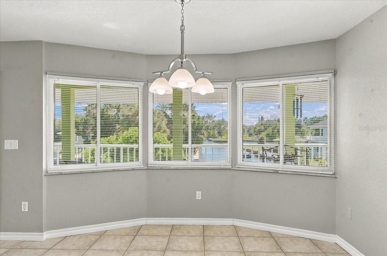 6744 SEAVIEW BLVD — photo 35