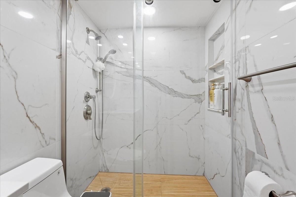 420 64TH AVE #208 — photo 26
