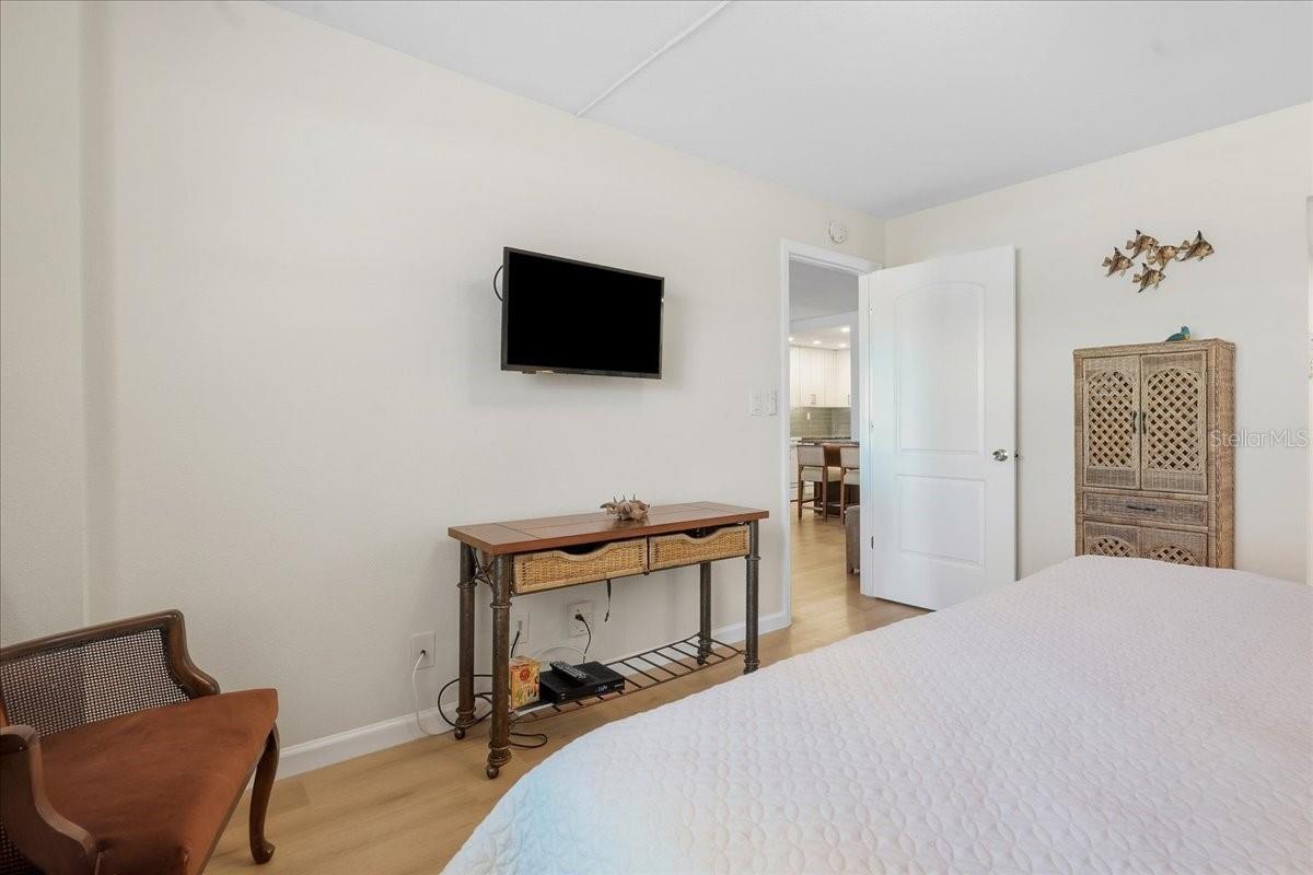 420 64TH AVE #208 — photo 23