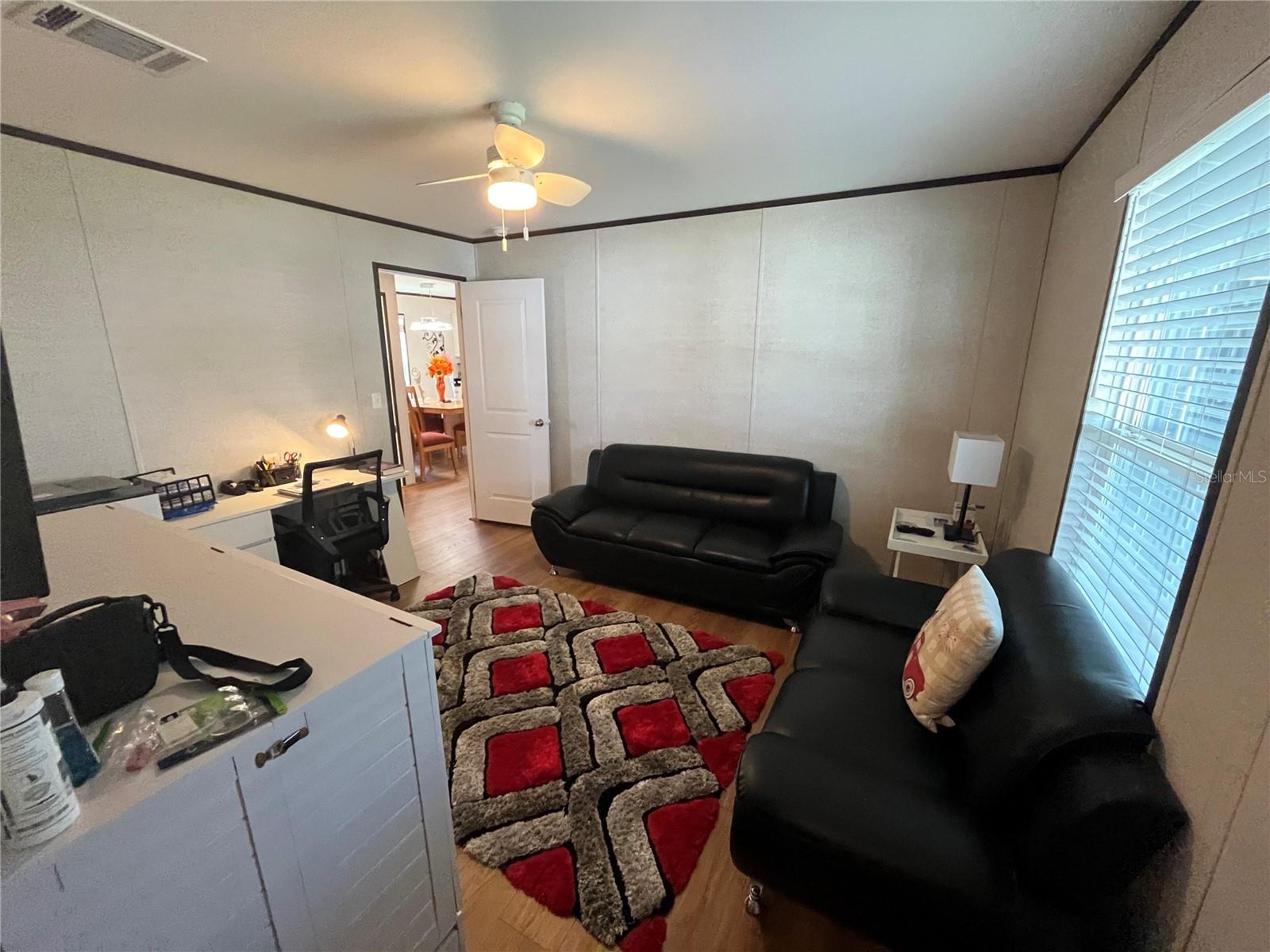 214 COMO DR — photo 35