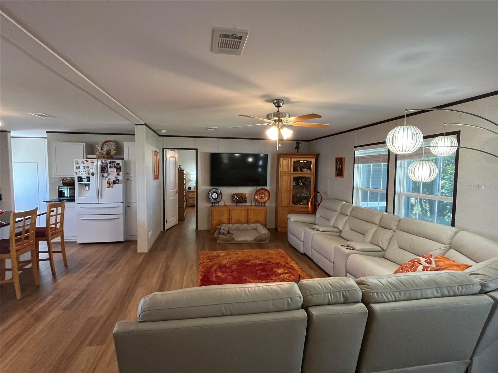 214 COMO DR — photo 11