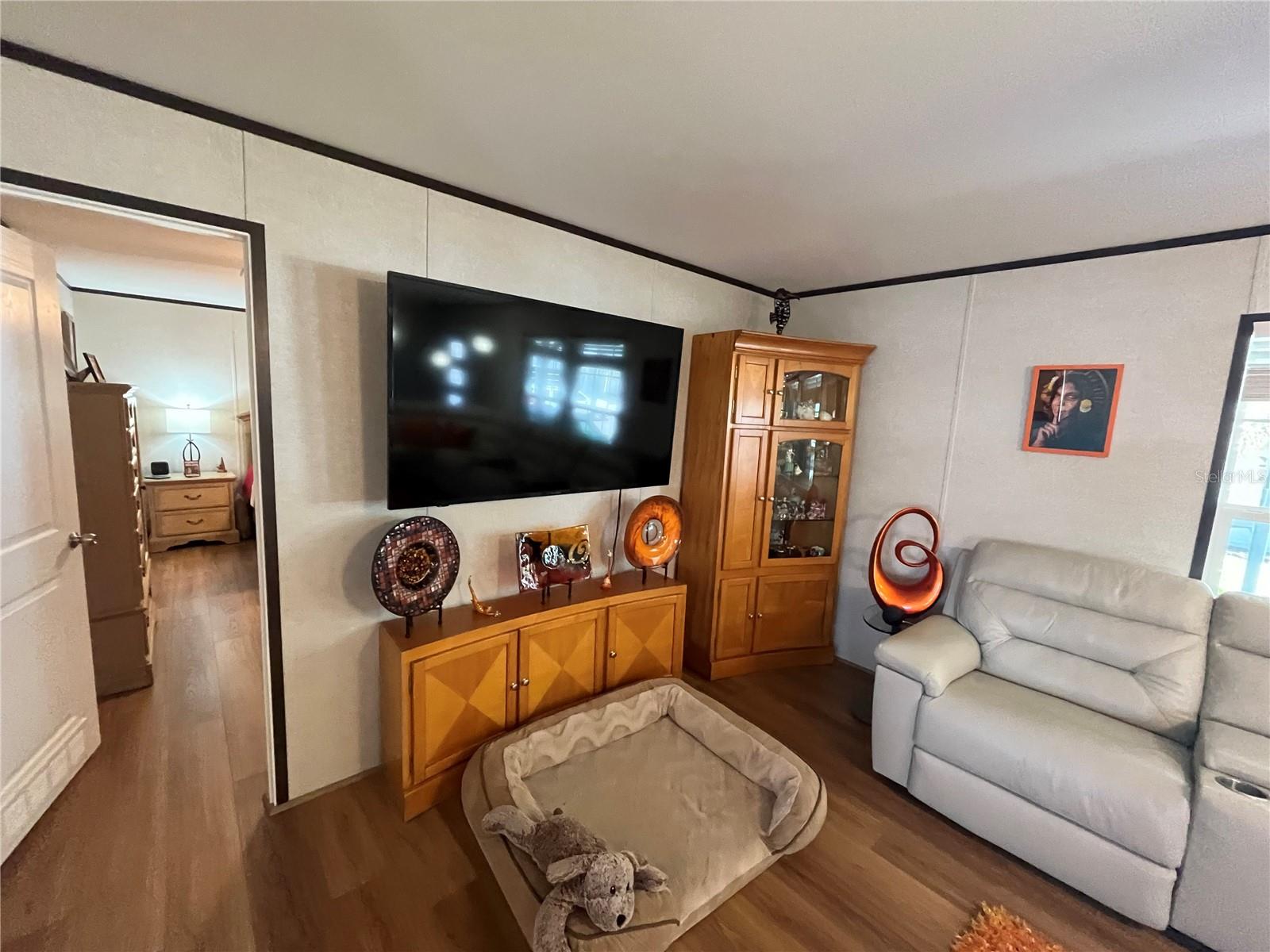 214 COMO DR — photo 15