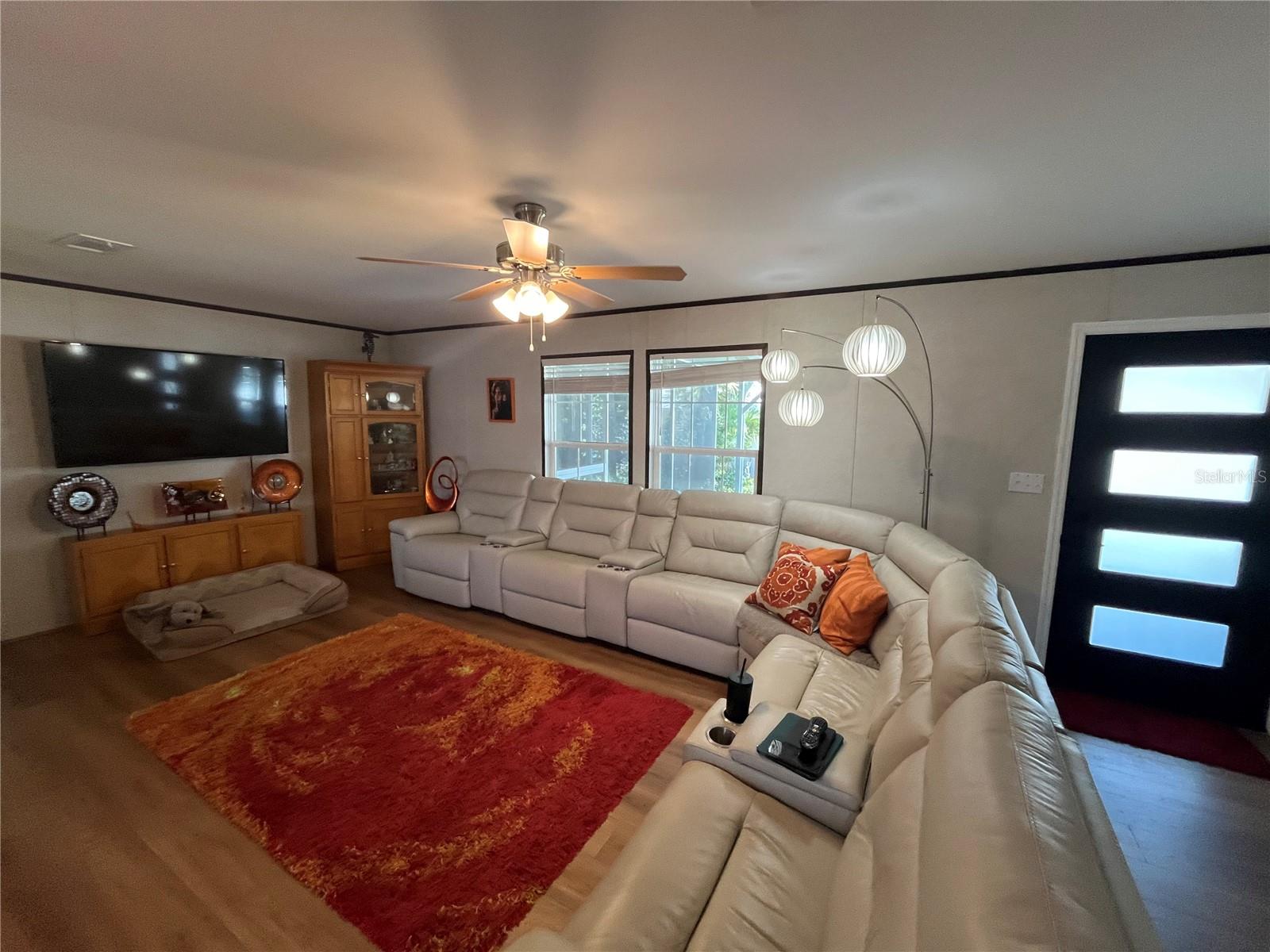 214 COMO DR — photo 14