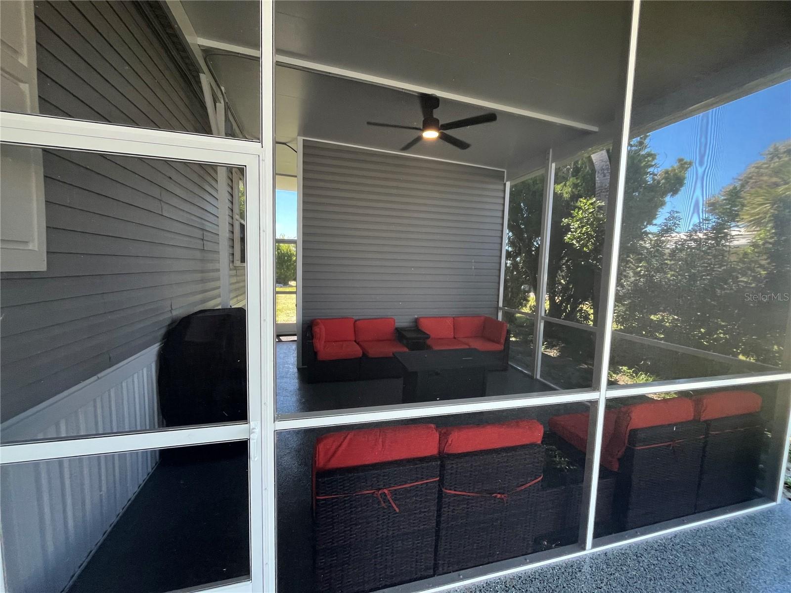 214 COMO DR — photo 6