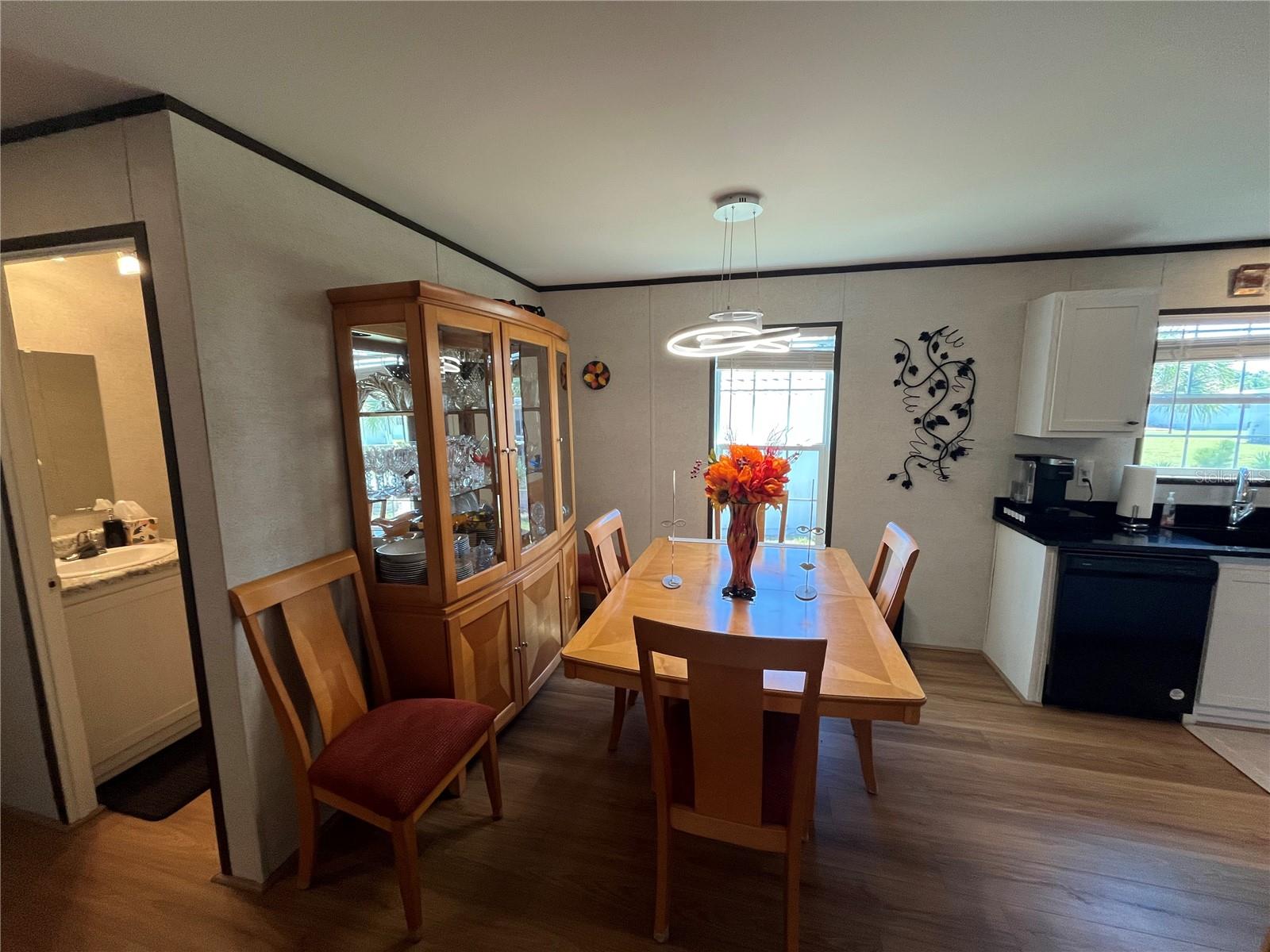 214 COMO DR — photo 21