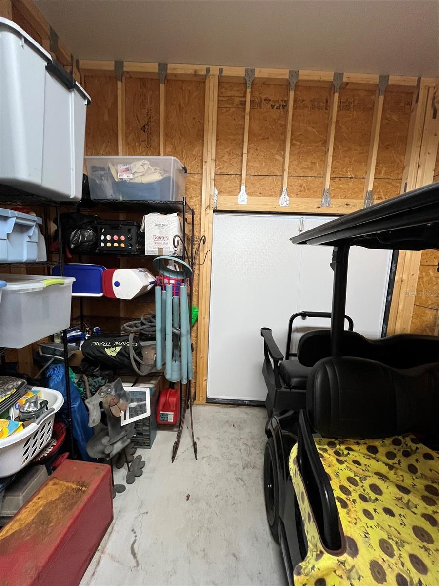 214 COMO DR — photo 53