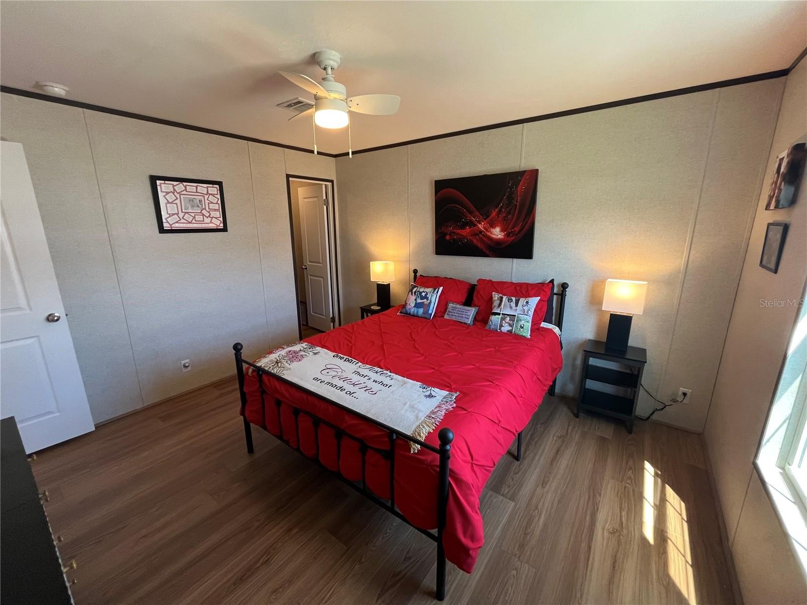 214 COMO DR — photo 40