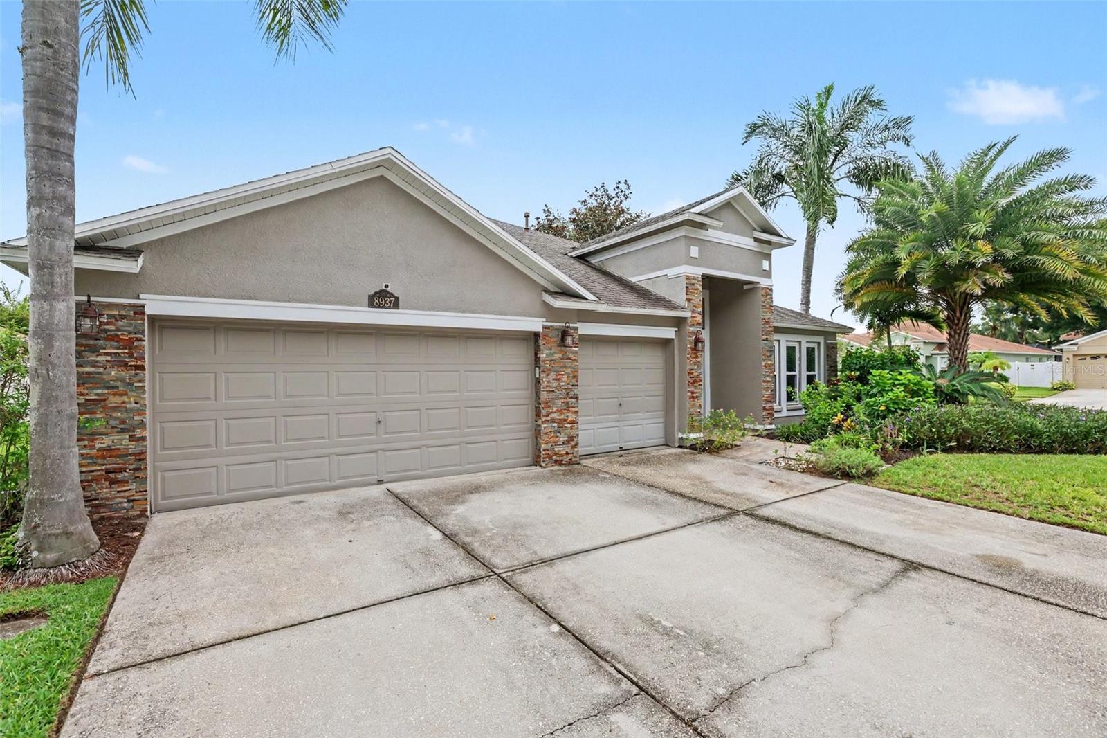 8937 ABERDEEN CREEK CIR — photo 4