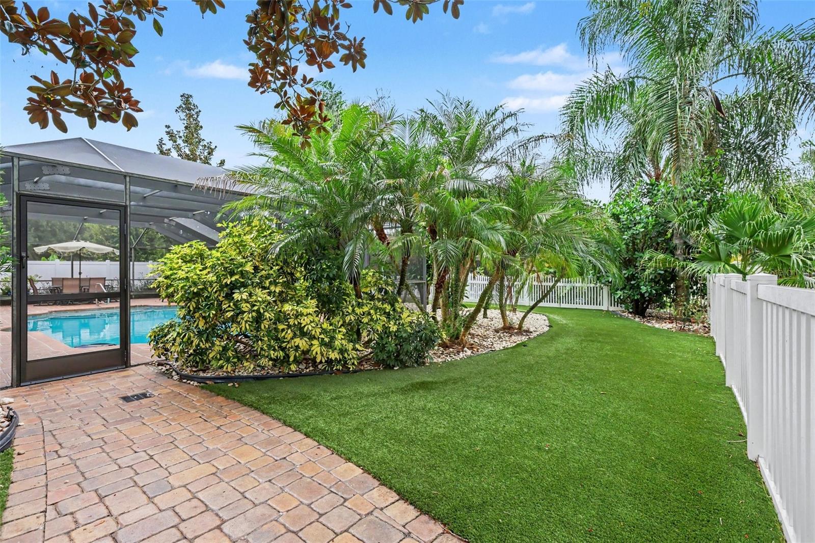 8937 ABERDEEN CREEK CIR — photo 31