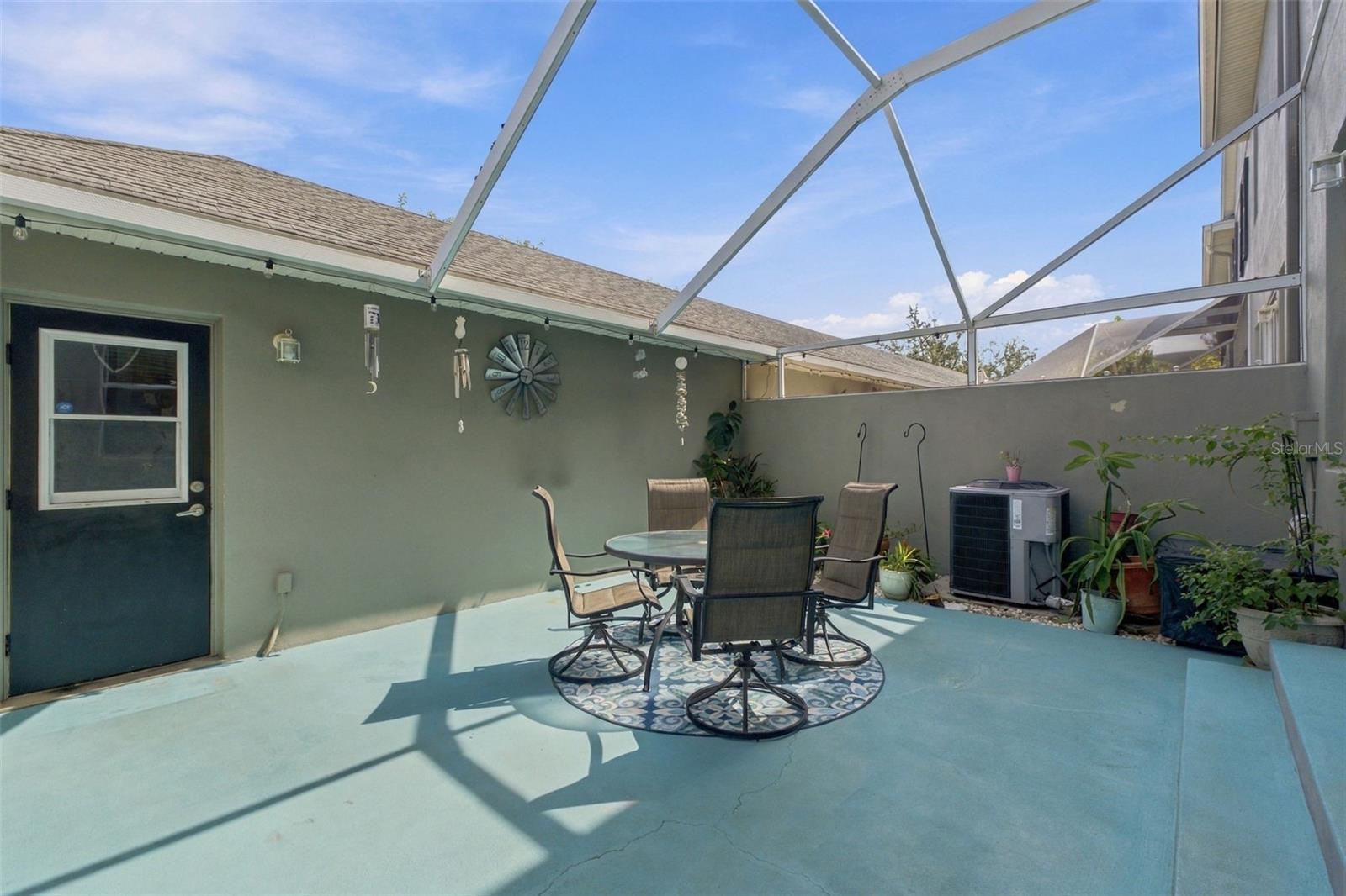10643 MARSHA DR — photo 28