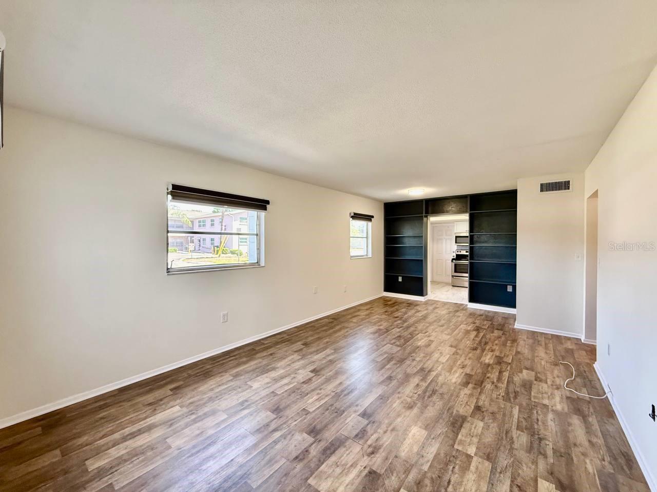 3460 32ND AVE N #101 — photo 3