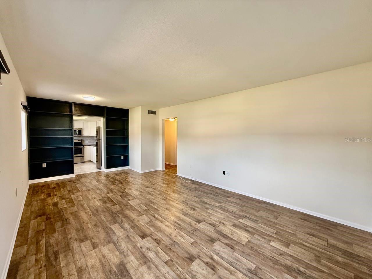 3460 32ND AVE N #101 — photo 4