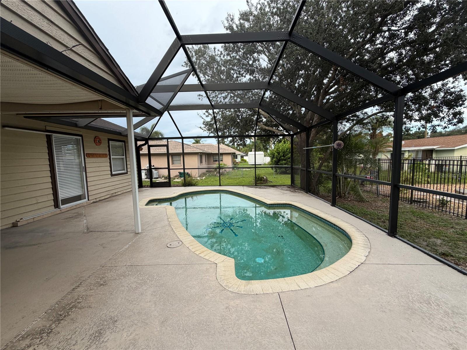885 DARWIN RD — photo 15