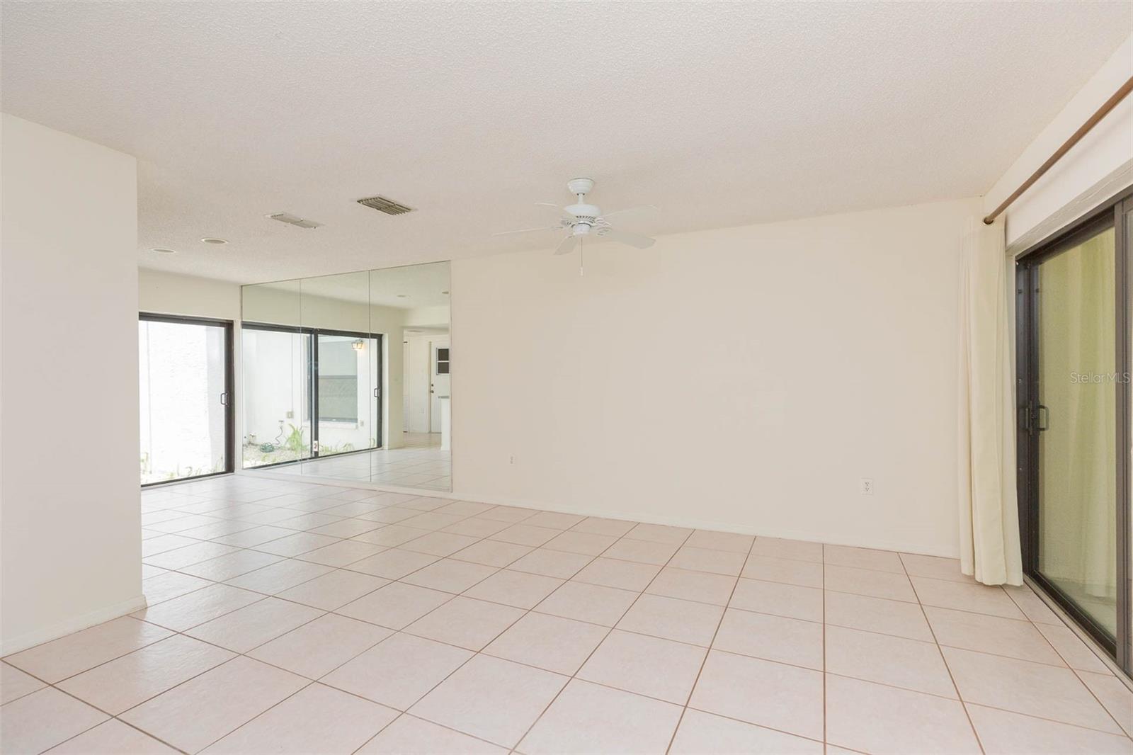 7707 ROCKVILLE CT — photo 7