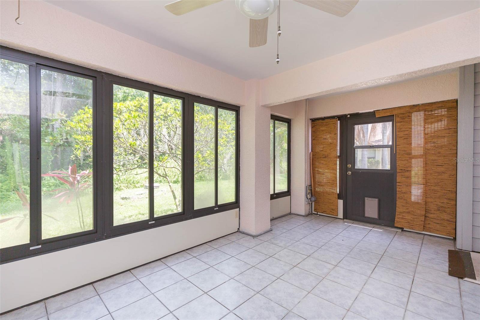 7707 ROCKVILLE CT — photo 28