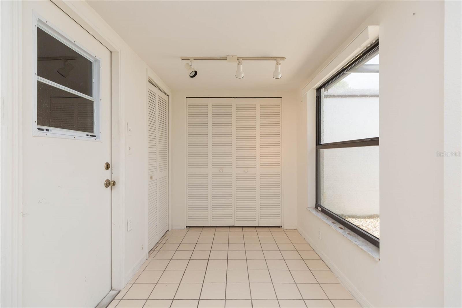 7707 ROCKVILLE CT — photo 24