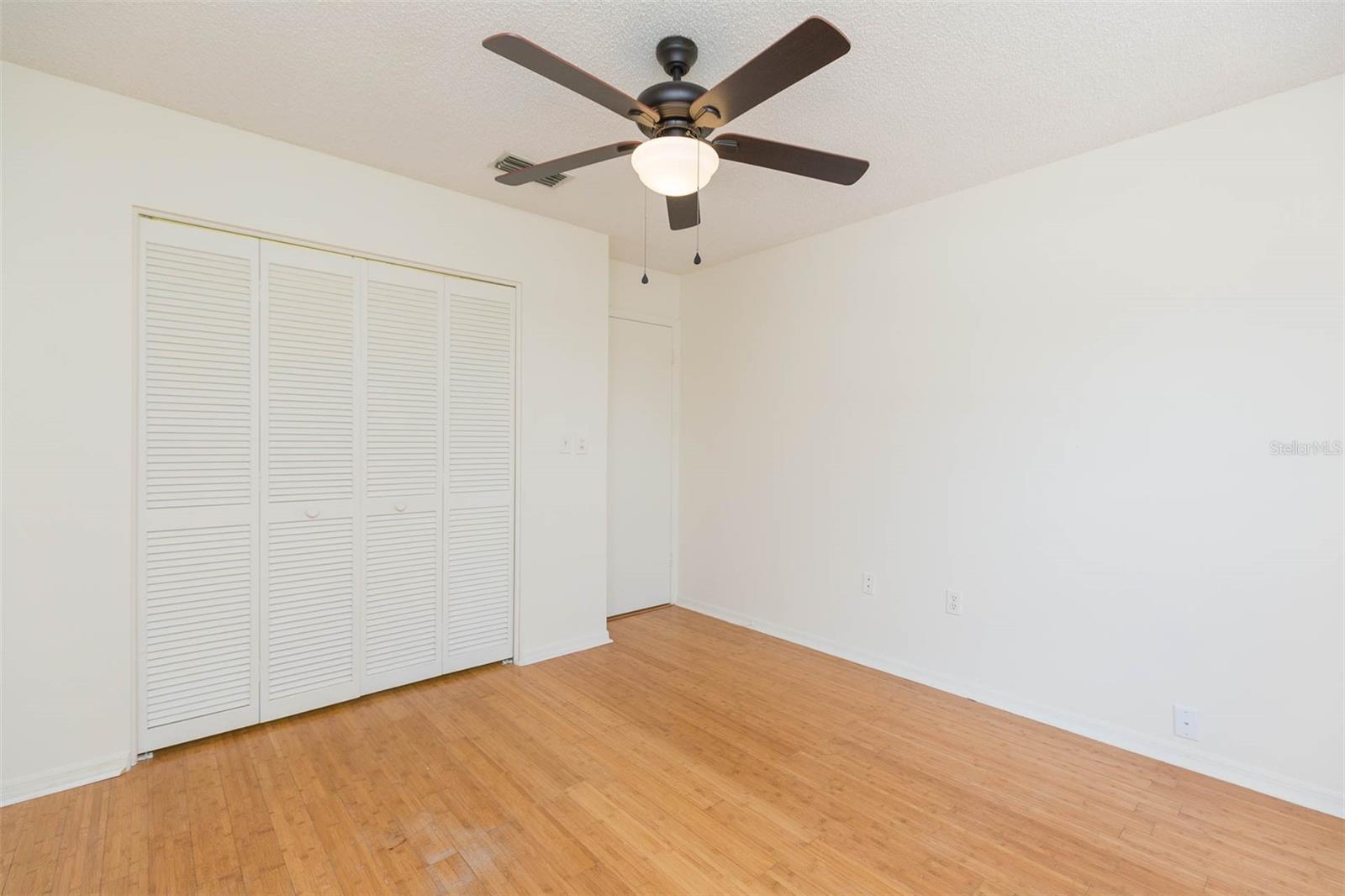7707 ROCKVILLE CT — photo 18