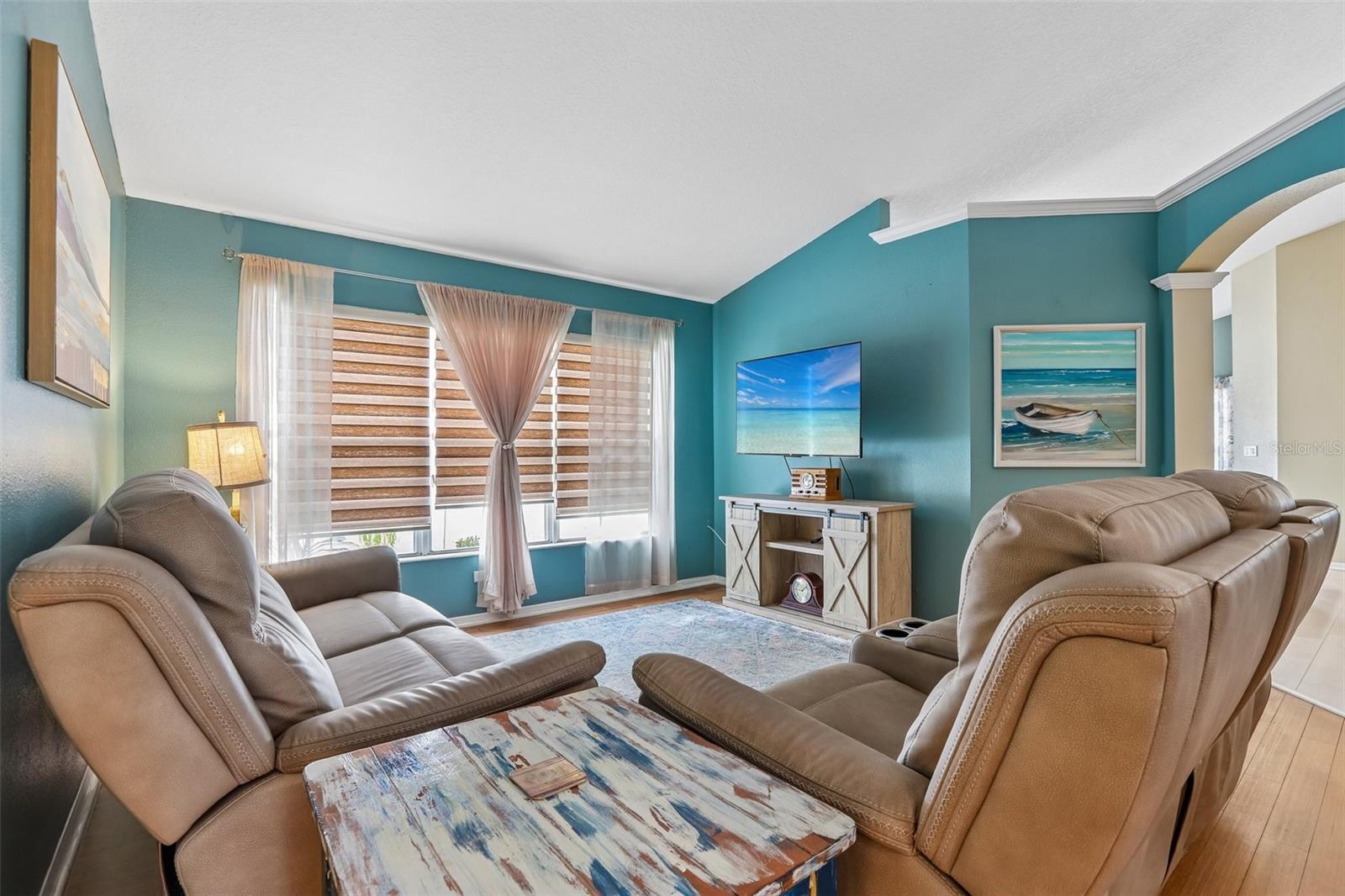 2546 ARROWPOINTE DR — photo 4