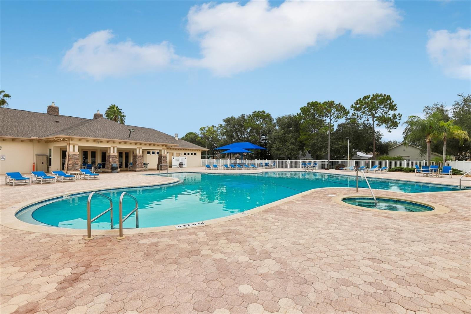 2546 ARROWPOINTE DR — photo 33