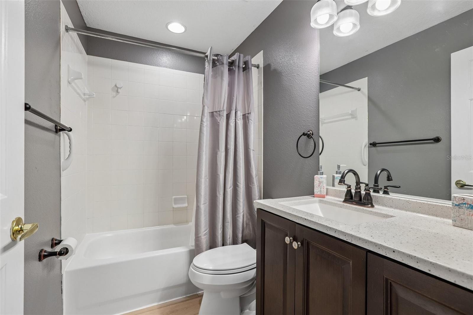 2546 ARROWPOINTE DR — photo 19