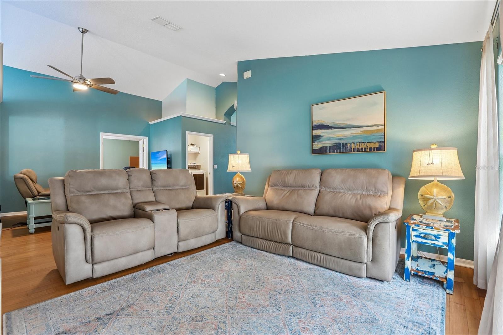 2546 ARROWPOINTE DR — photo 3