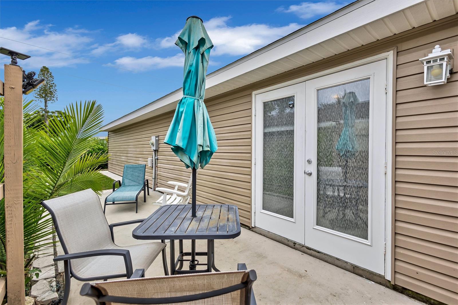 3867 ALMOND AVE — photo 30