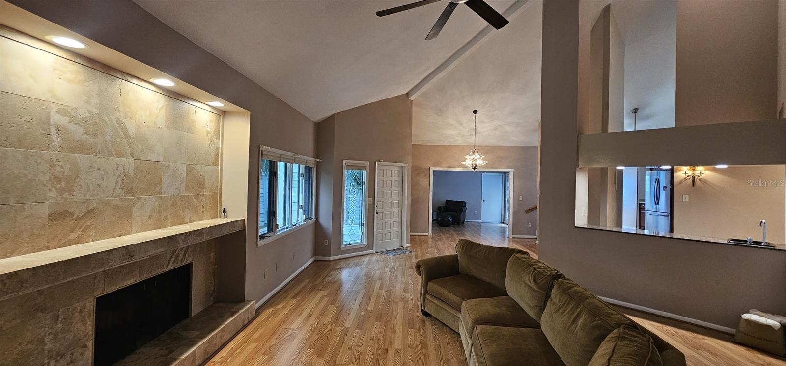 10495 LONGWOOD DR — photo 21
