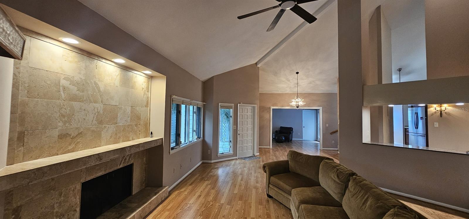 10495 LONGWOOD DR — photo 12