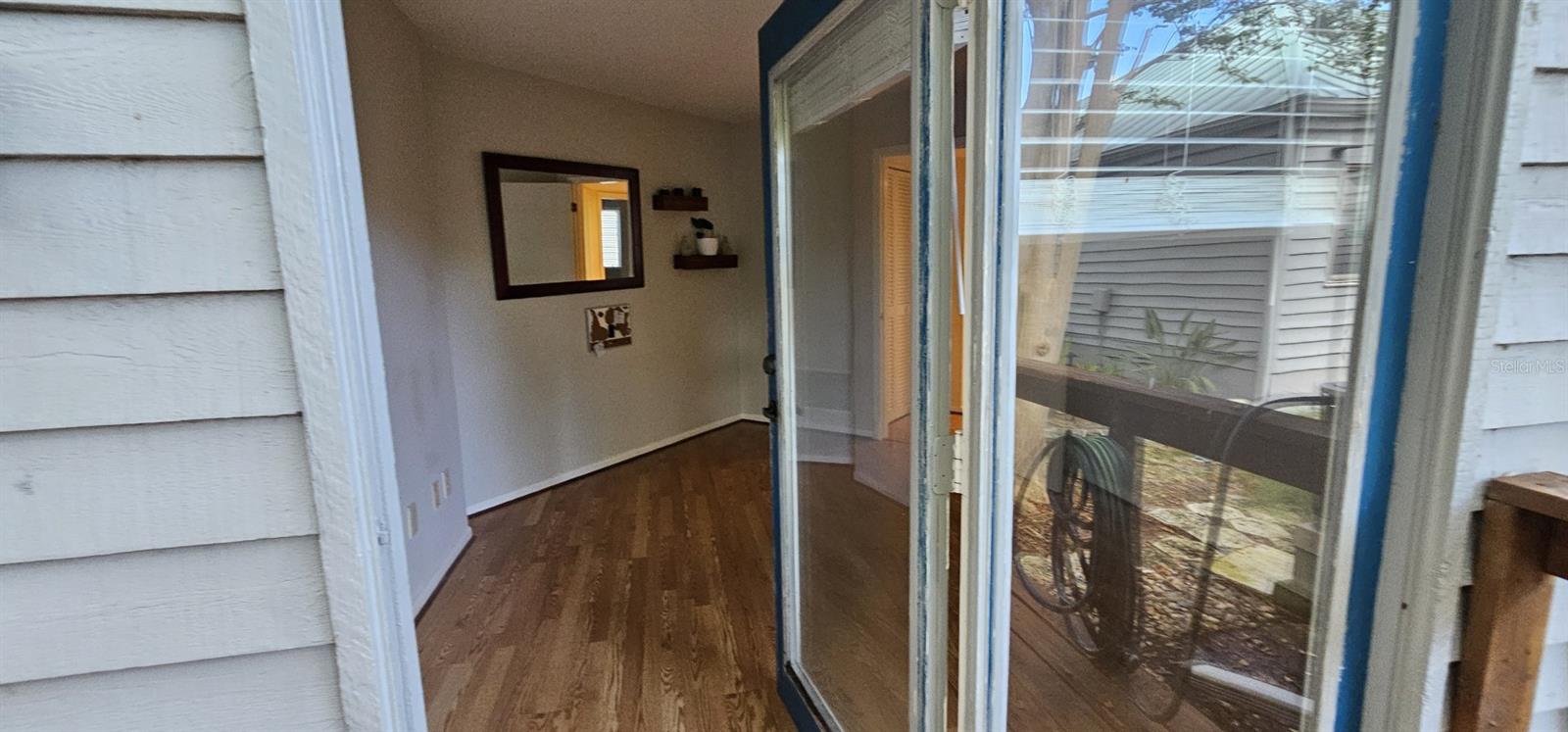 10495 LONGWOOD DR — photo 44
