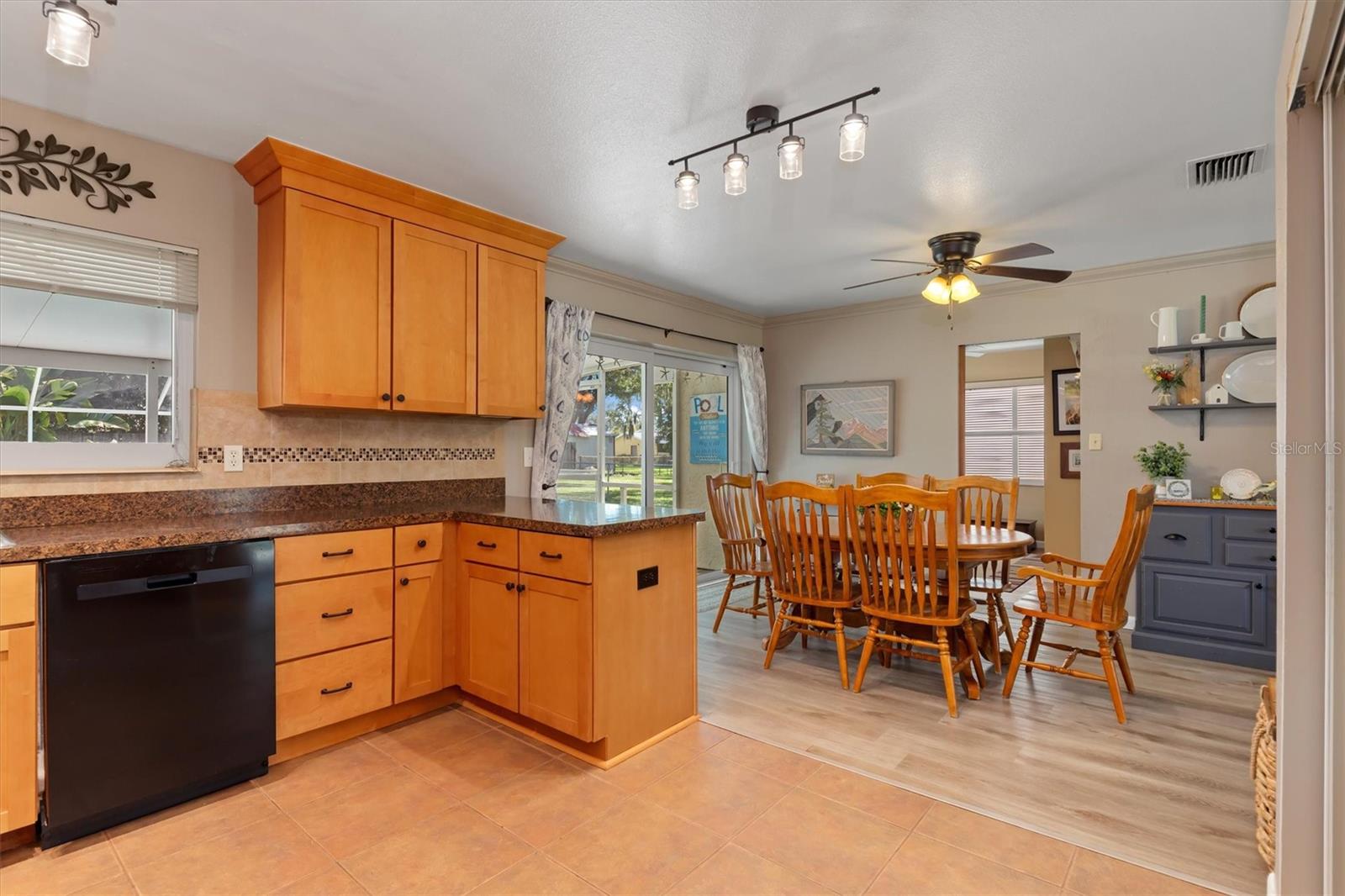 5360 MALAMIN RD — photo 14
