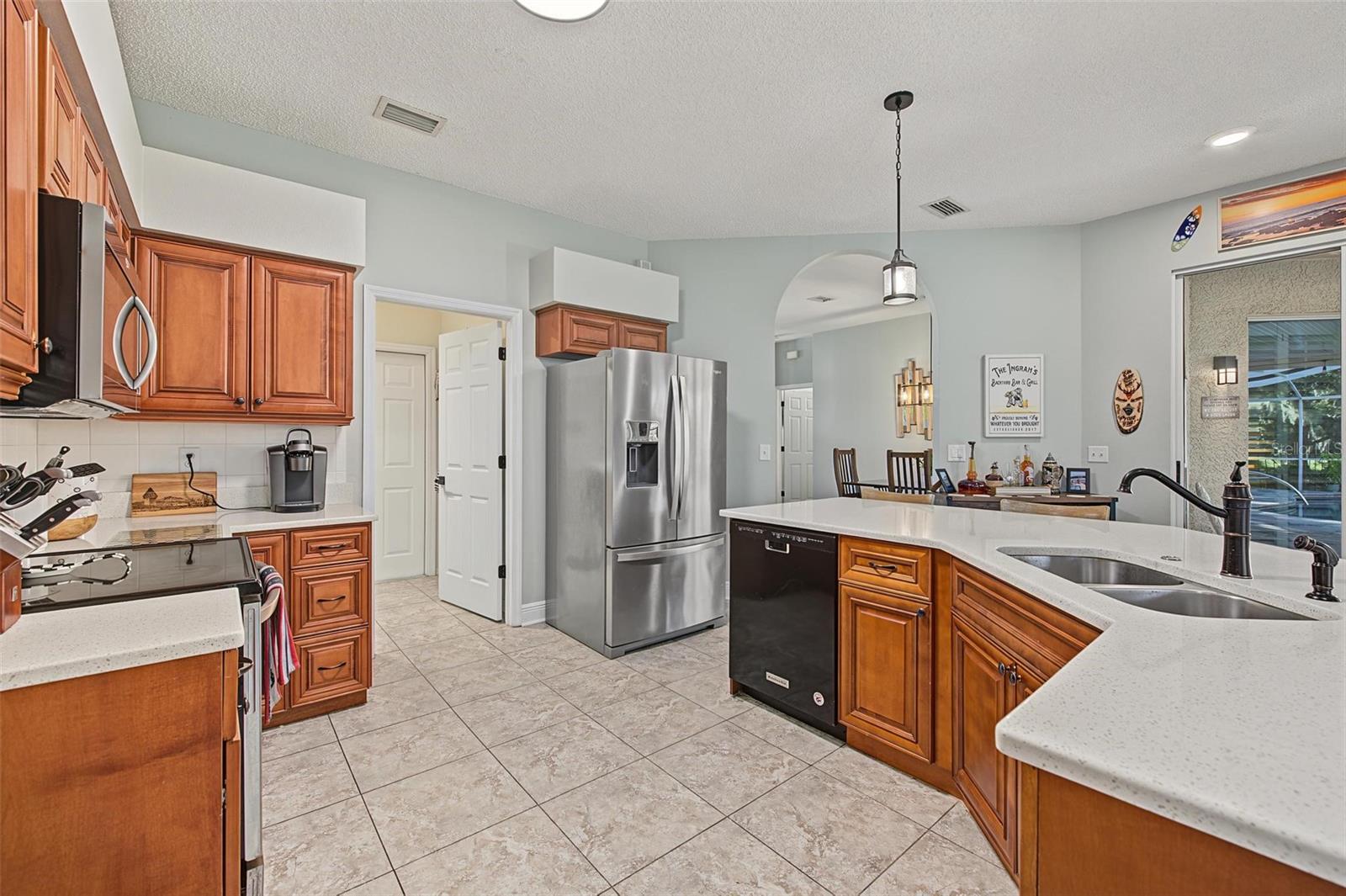 4914 AUGUSTA AVE — photo 24