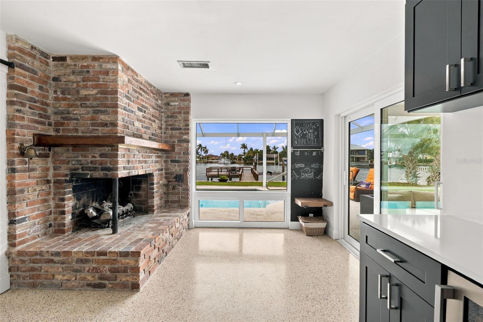 2440 S SHORE DR SE — photo 20