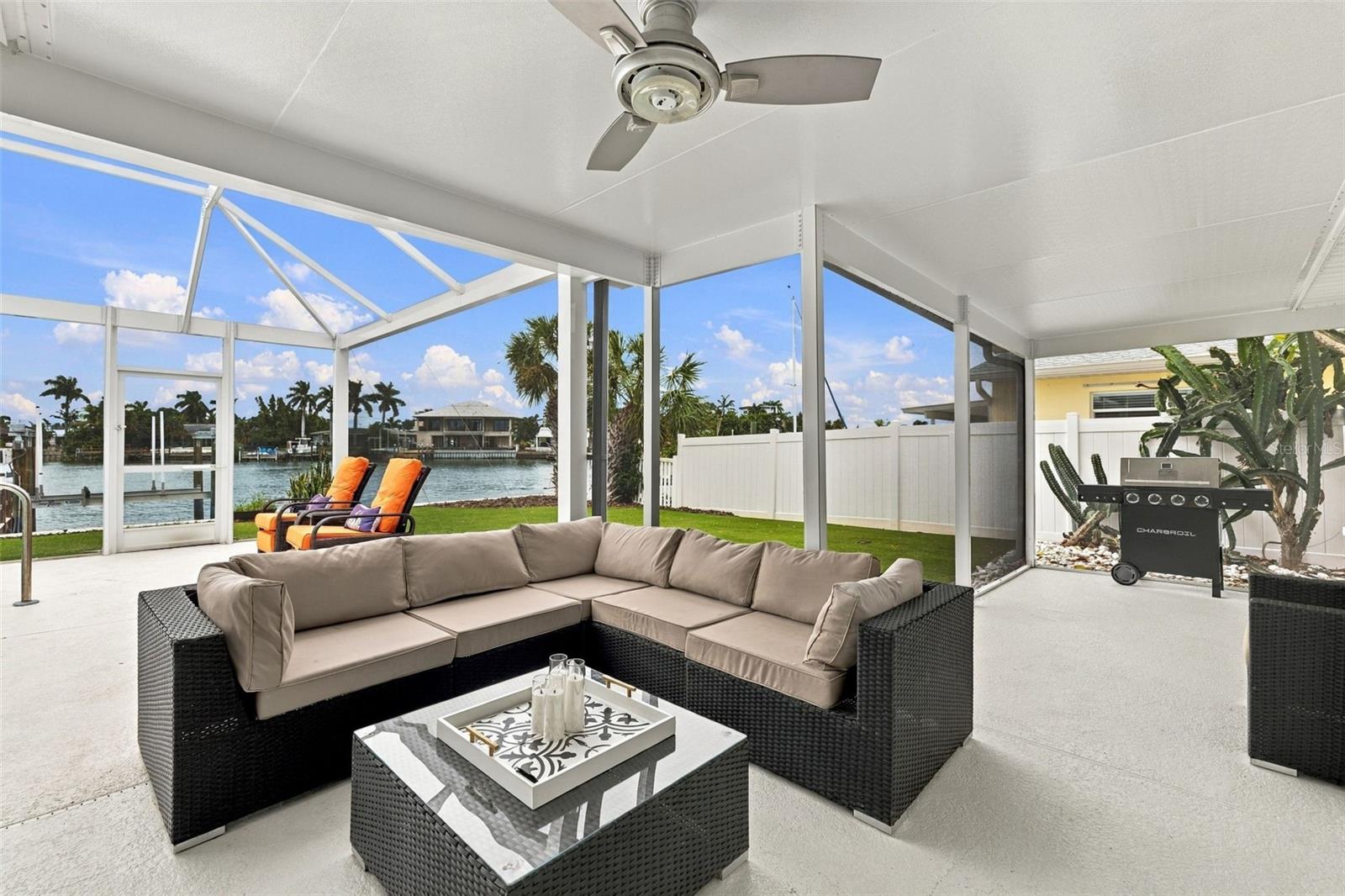 2440 S SHORE DR SE — photo 35