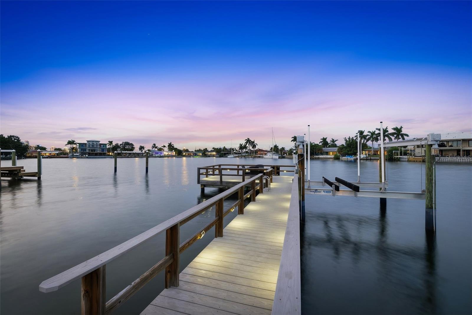 2440 S SHORE DR SE — photo 50