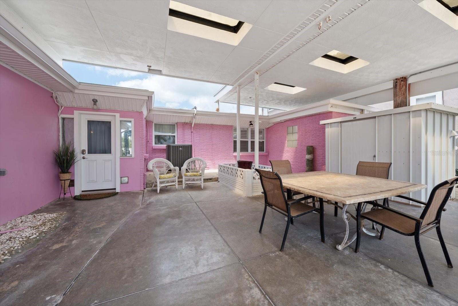 1512 GULF BLVD — photo 30