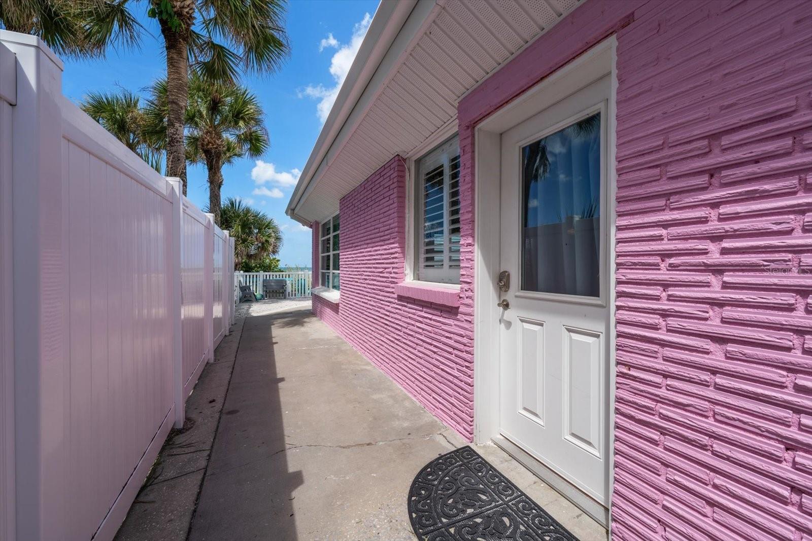 1512 GULF BLVD — photo 31
