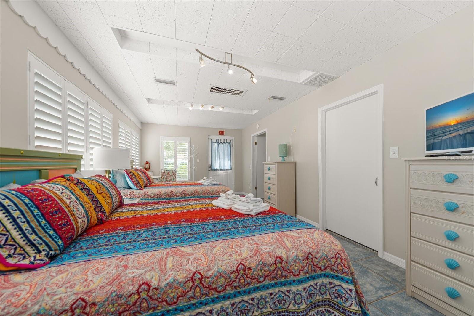 1512 GULF BLVD — photo 46