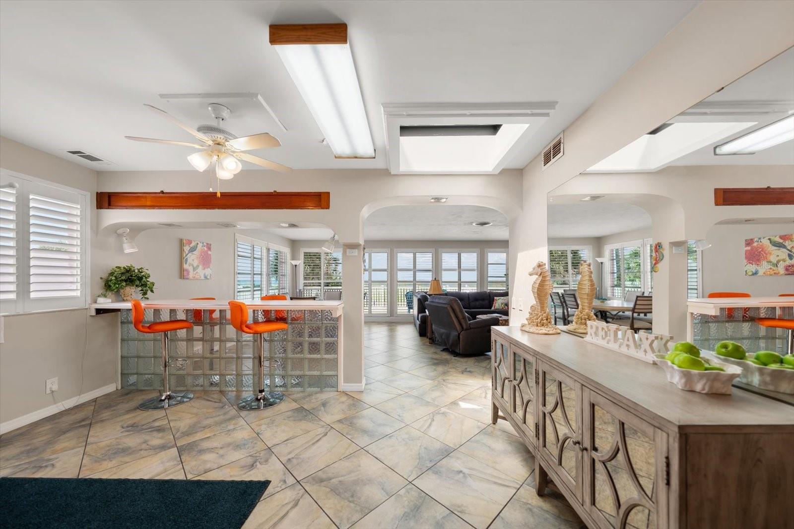 1512 GULF BLVD — photo 14