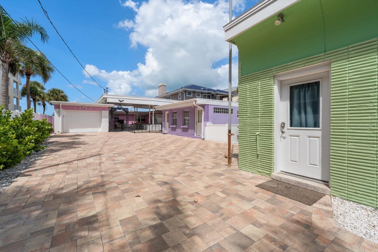 1512 GULF BLVD — photo 35
