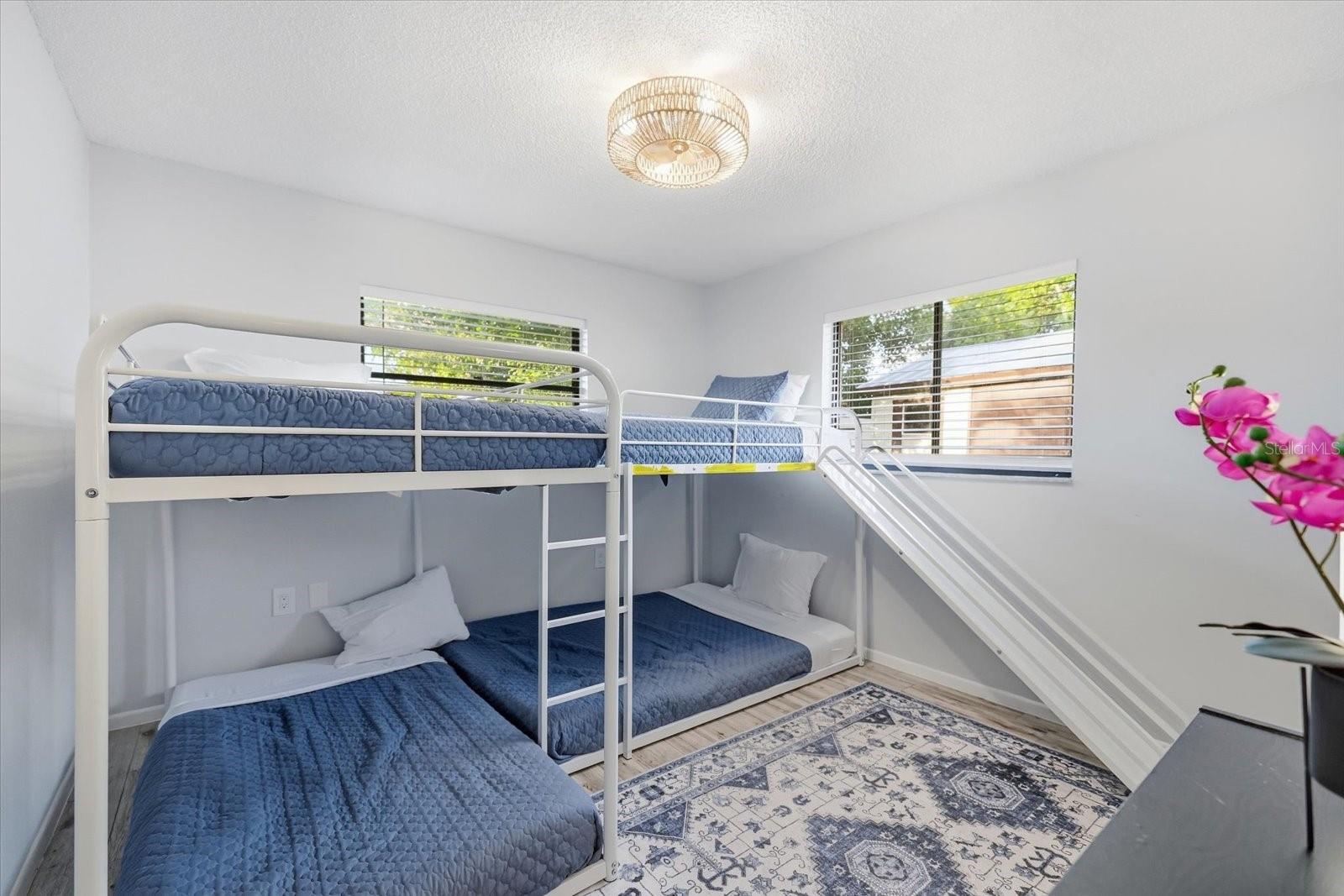 926 PLUM TREE LN — photo 26