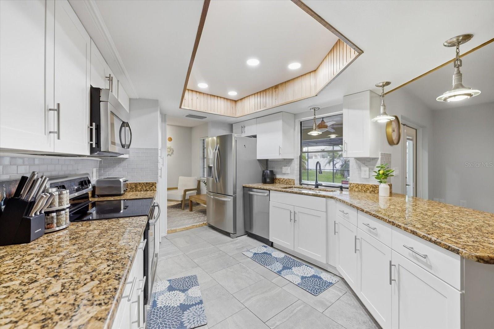 926 PLUM TREE LN — photo 9