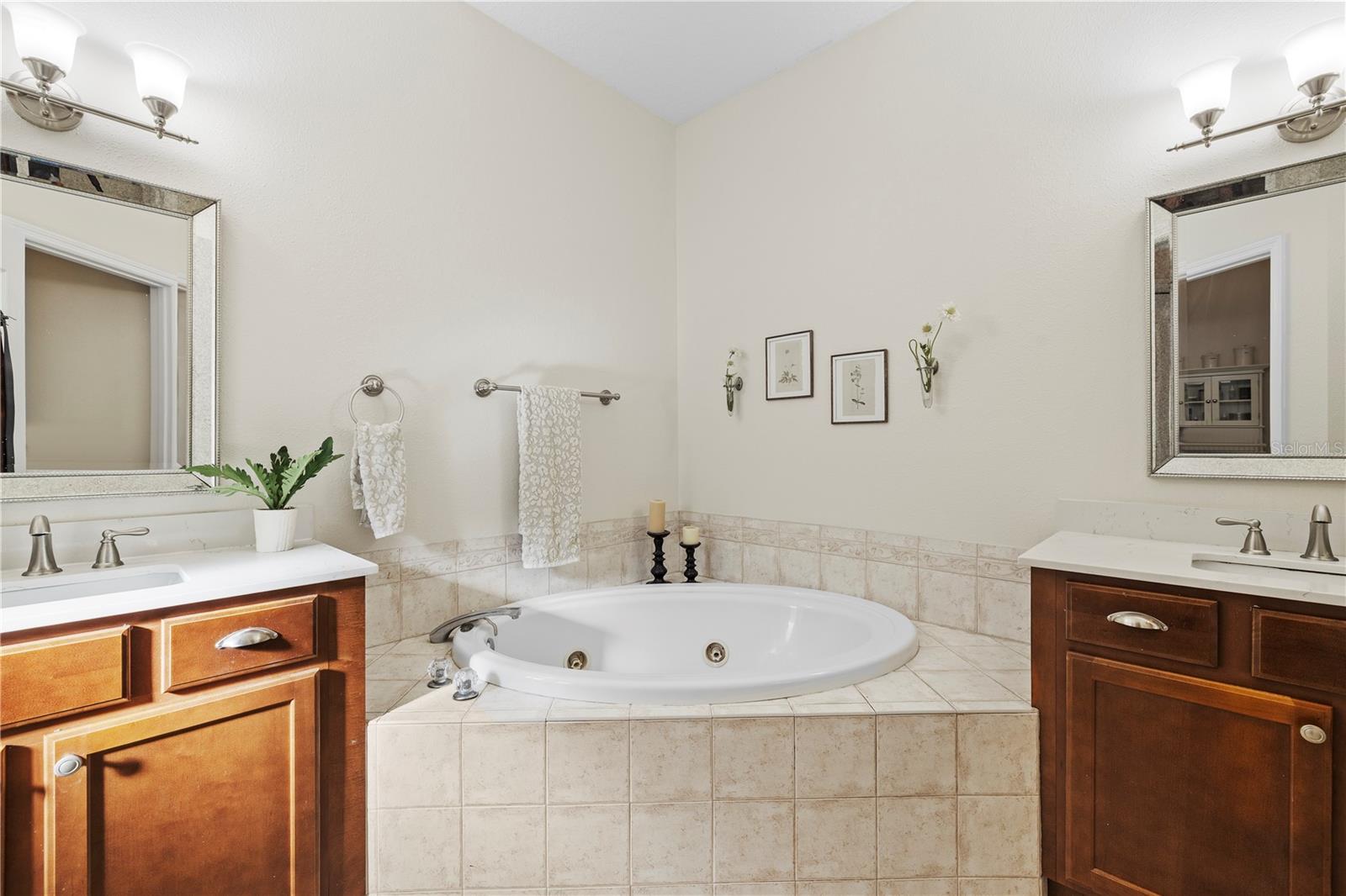 5064 CREEKSIDE TRL — photo 23