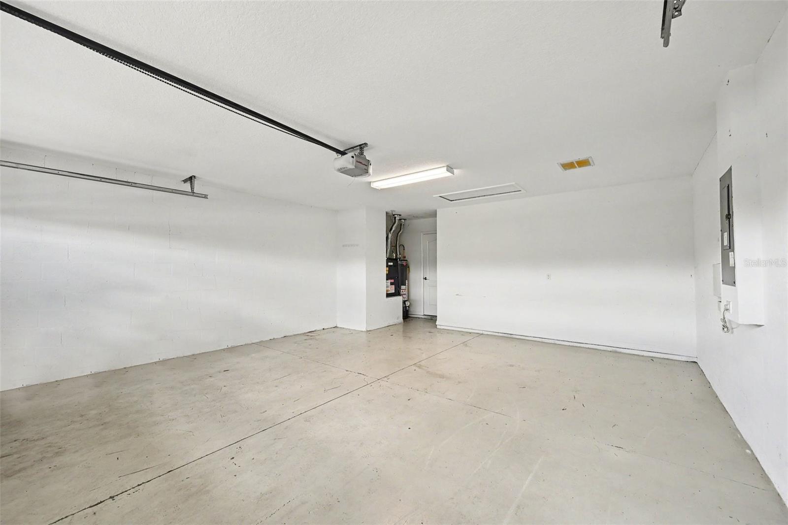 11426 CAMBRAY CREEK LOOP — photo 27