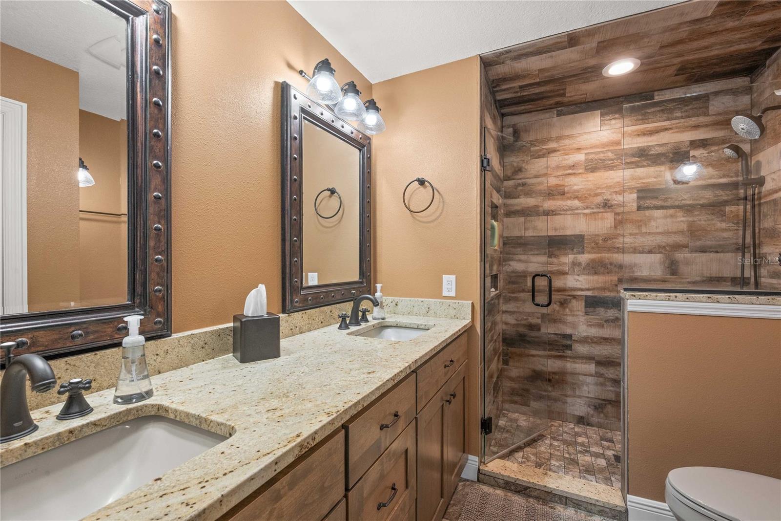 16450 SPRING VALLEY RD — photo 18