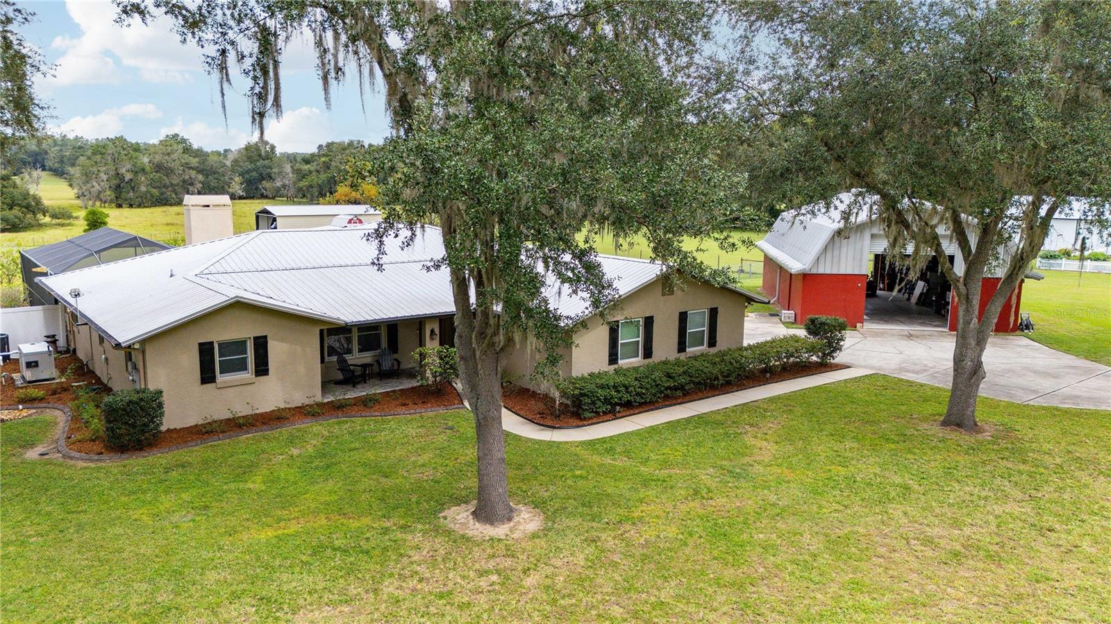 16450 SPRING VALLEY RD — photo 2