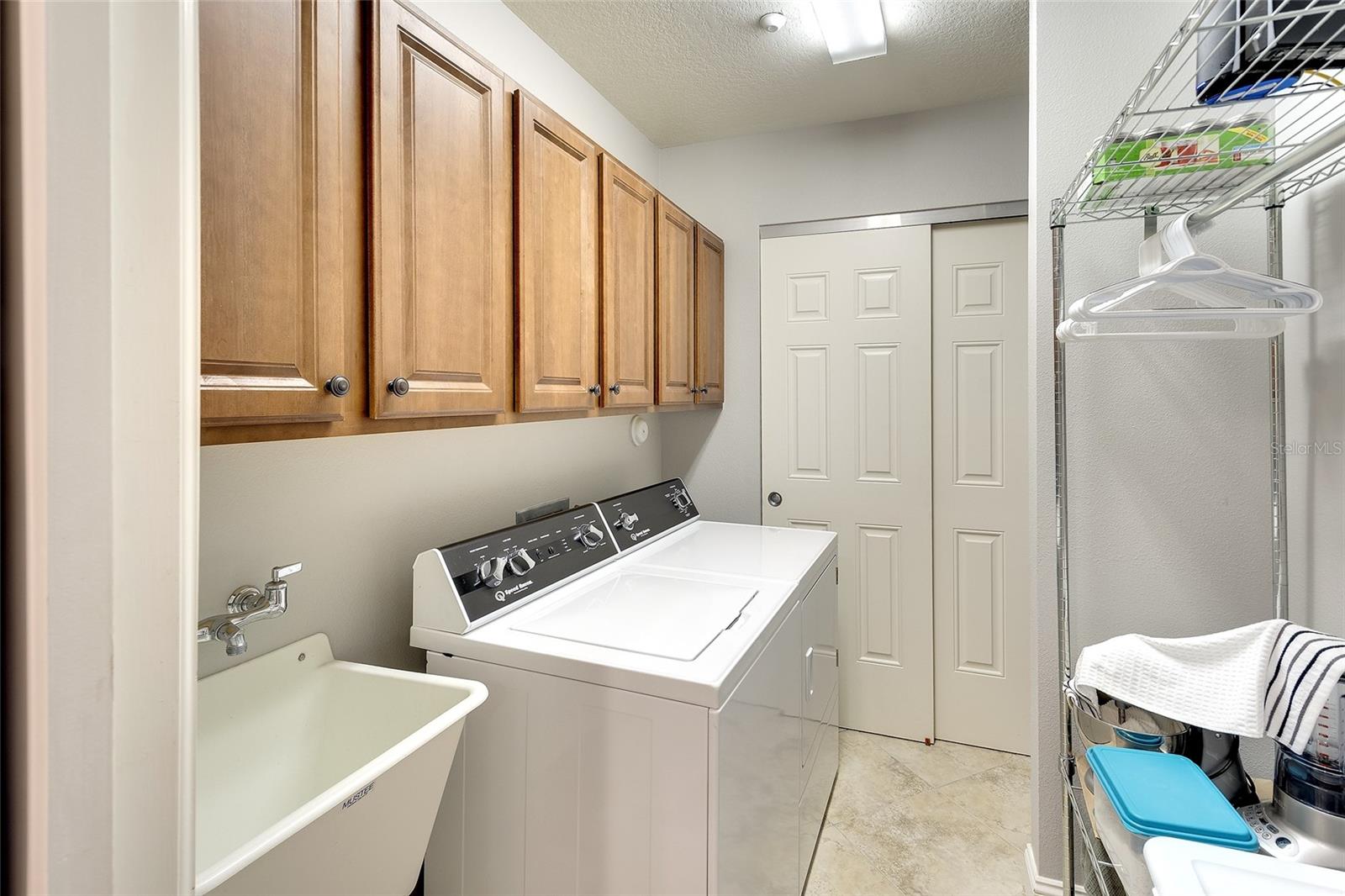 7612 LAKE VISTA CT #203 — photo 10