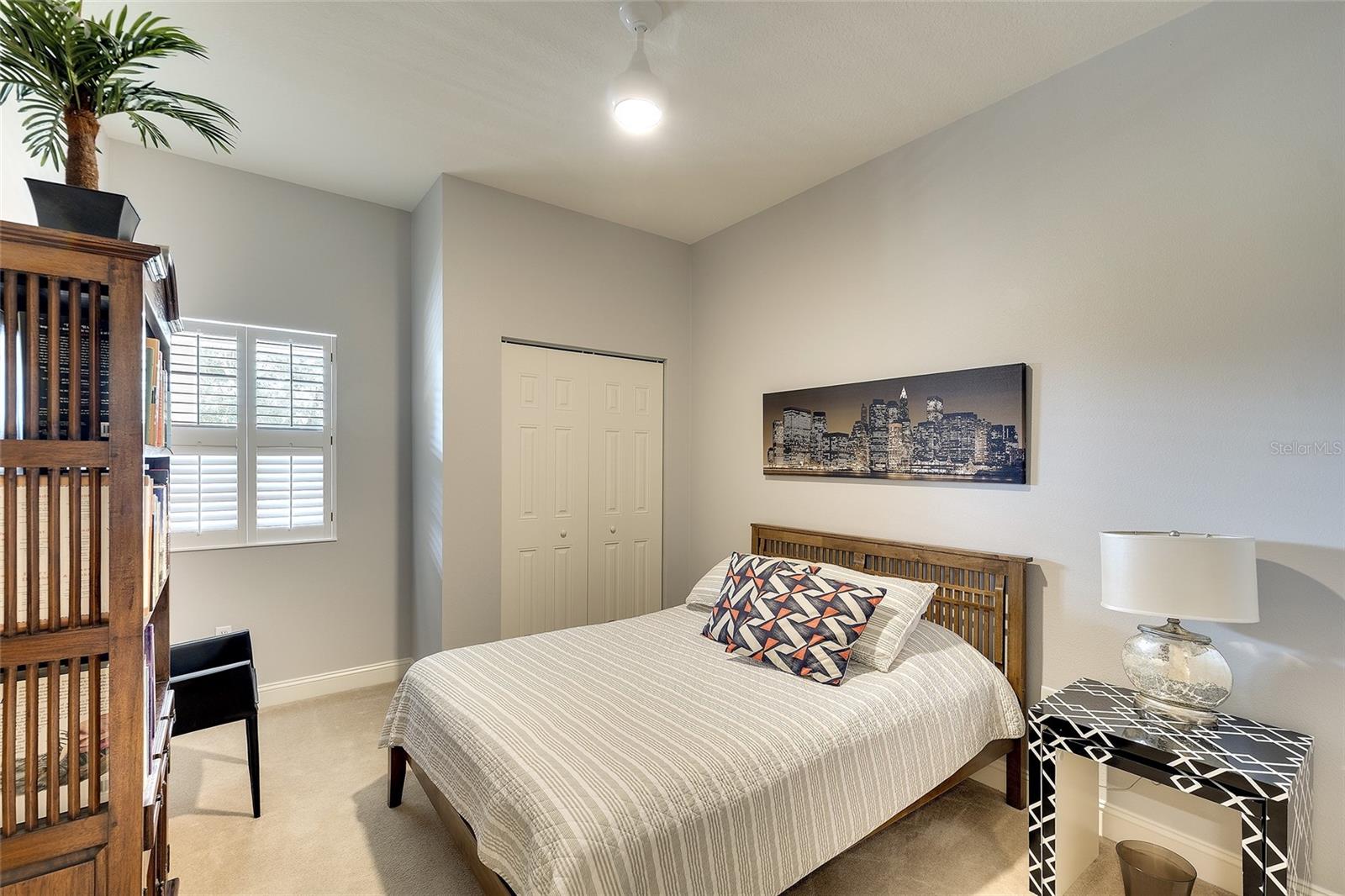 7612 LAKE VISTA CT #203 — photo 8