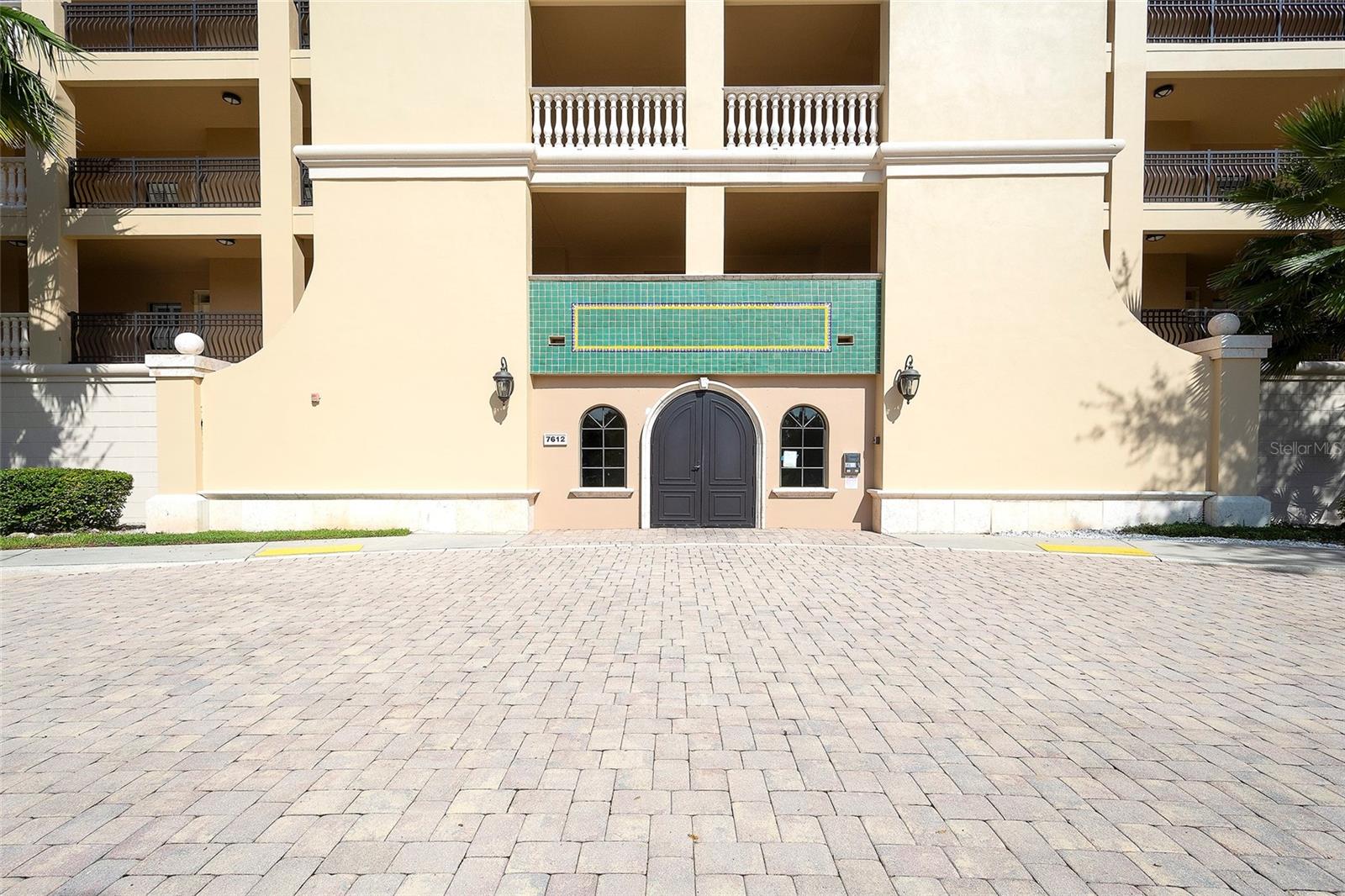 7612 LAKE VISTA CT #203 — photo 31