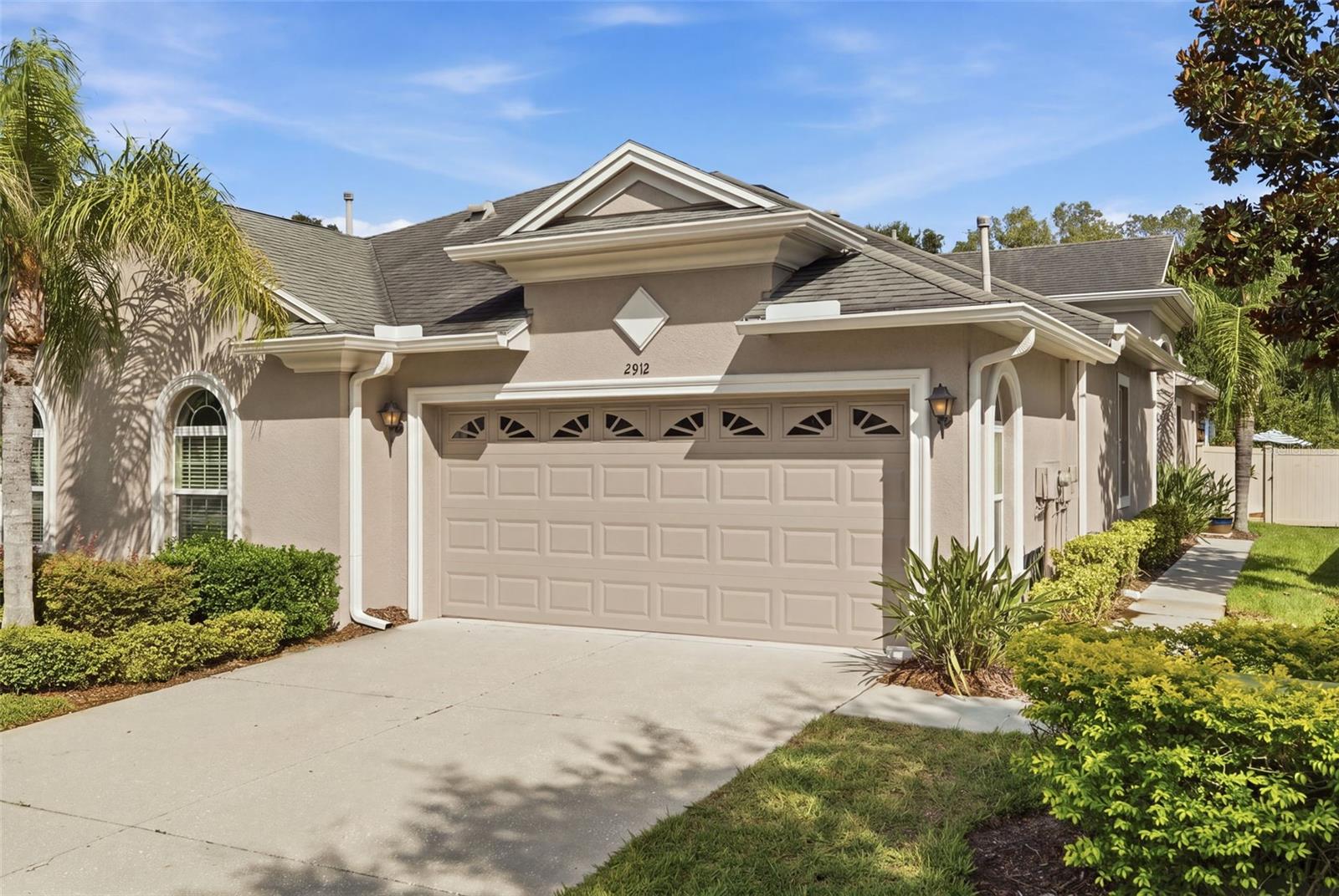 2912 DEVONOAK BLVD — photo 2